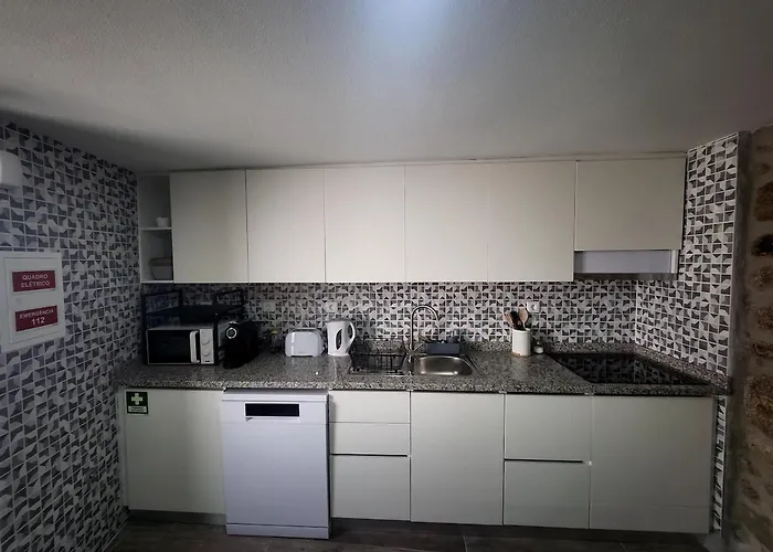 A Casa Da Aldeia 1 Belmonte * Gaia